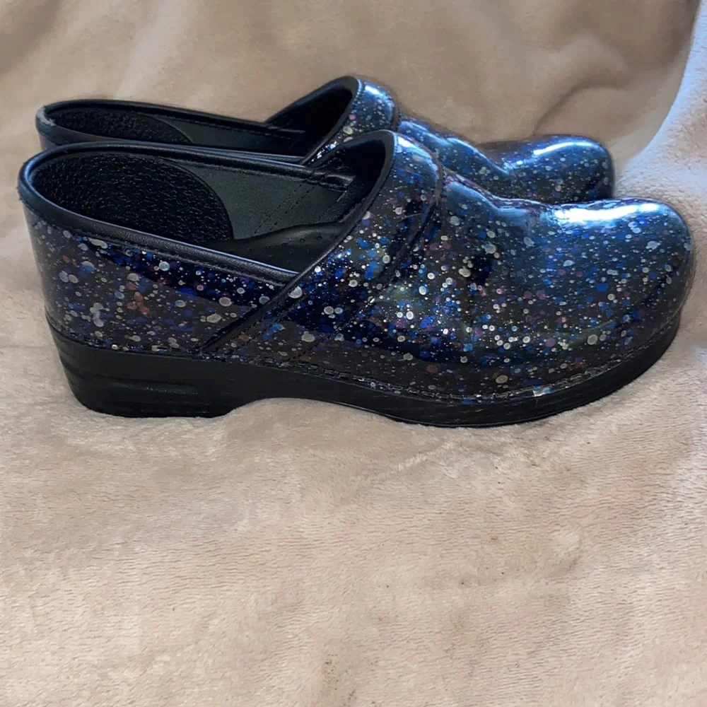 Dansko size 43 clogs with colored dots